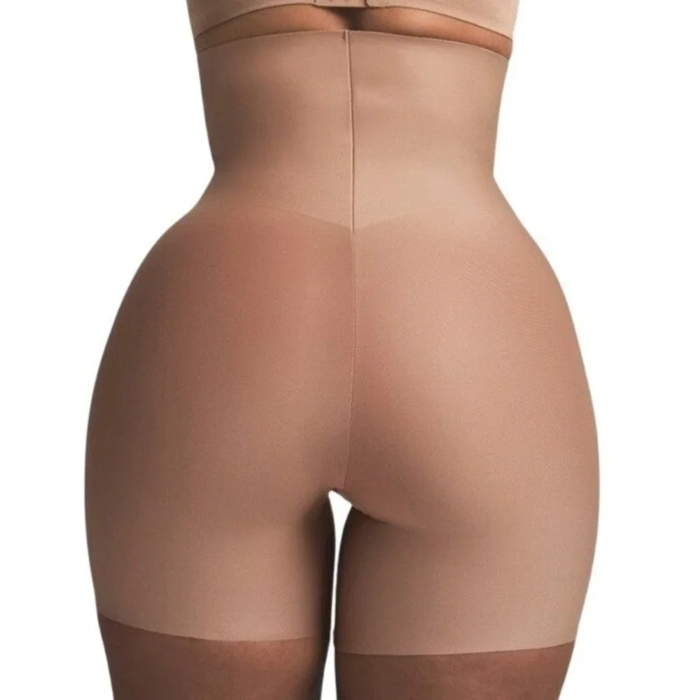 Skims Sienna Core Control High Waisted Short BO-SHO-9552W Shapewear Large